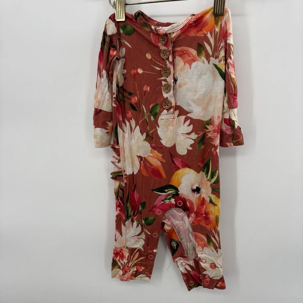 Darling Posh Peanut Floral Sleeper Snap‎ Closure Baby Size 0-3mo - #25P